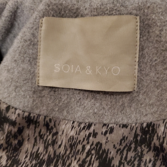 Clothes - Picture 2 of 2